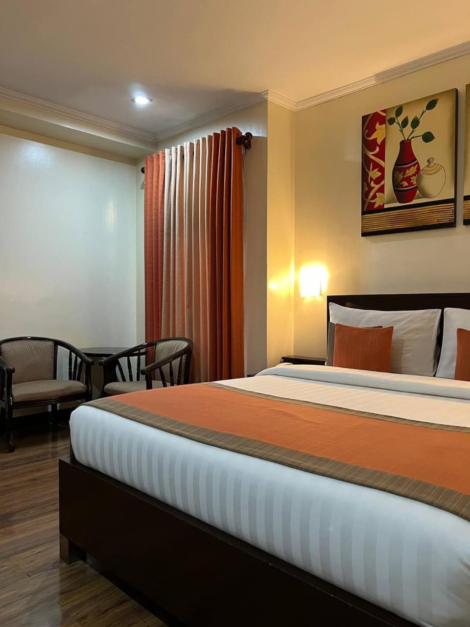 Subic Residencias Олонгапо Екстериор снимка