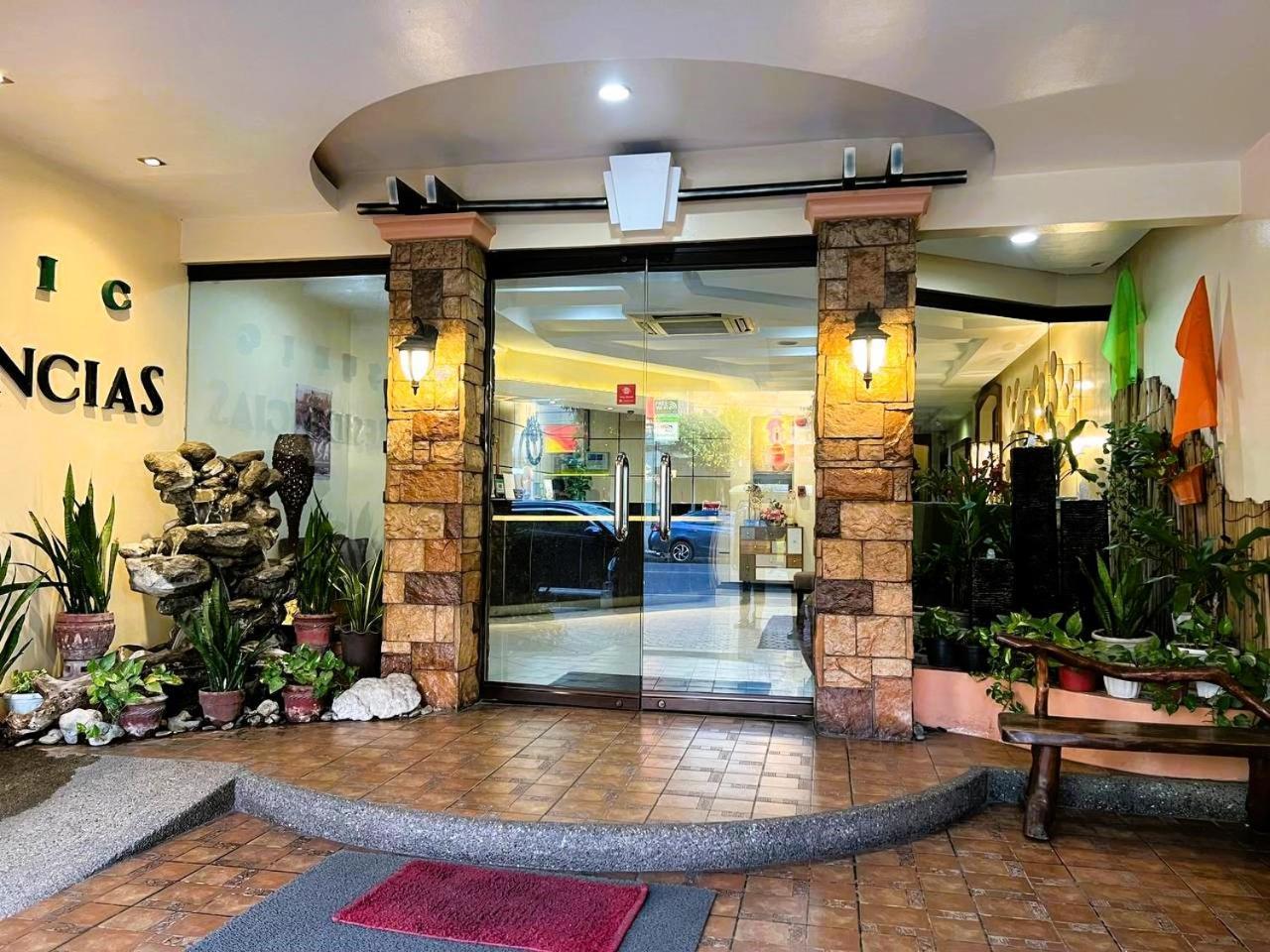 Subic Residencias Олонгапо Екстериор снимка
