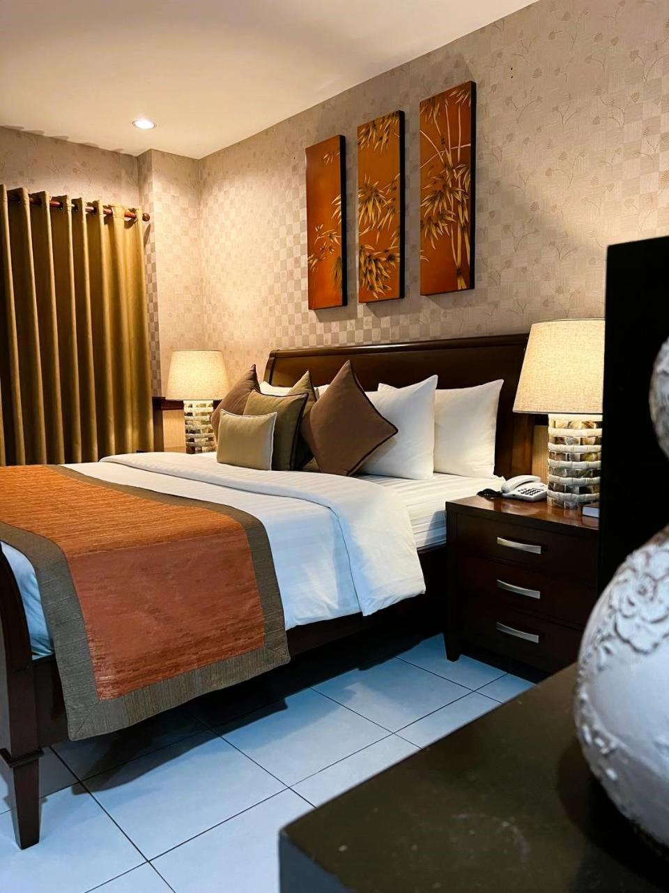 Subic Residencias Олонгапо Екстериор снимка