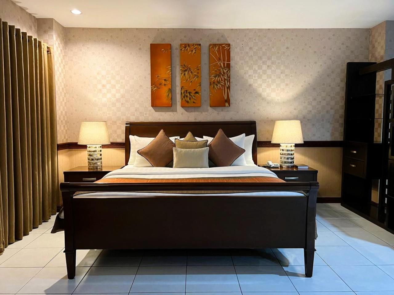 Subic Residencias Олонгапо Екстериор снимка